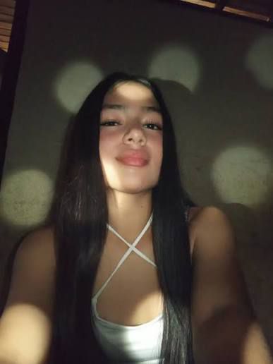 <em>Rosa Hernandez</em>